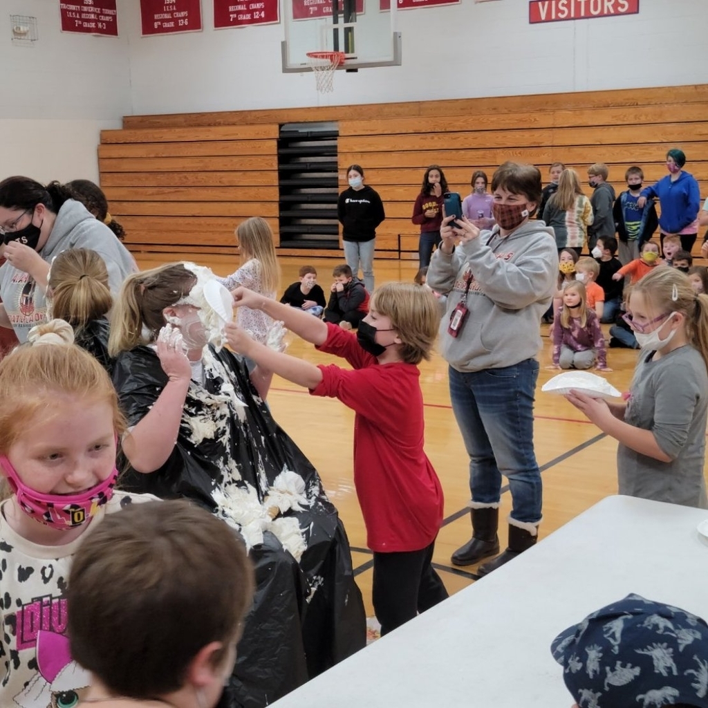 pie in face