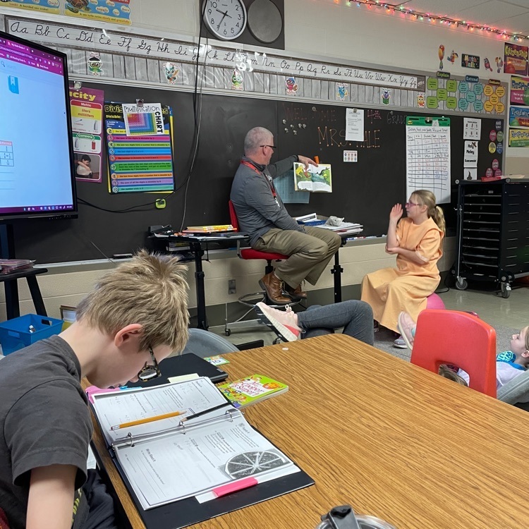 Big thanks to guest reader, Mr. Cheek! We enjoyed you visiting our class today! 